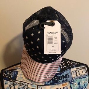 Roxy Trucker style hat